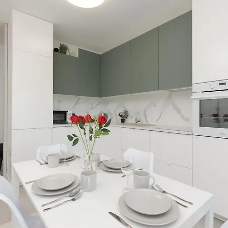 Apartament Modern Elegance With Parking & Ac, Next To Manufaktura By Renters Prestige *