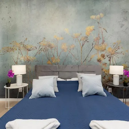 Apartment Modern Elegance With Parking & Ac, Next To Manufaktura By Renters Prestige