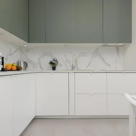 Modern Elegance With Parking & Ac, Next To Manufaktura By Renters Prestige