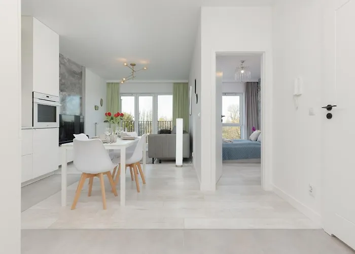 Modern Elegance With Parking & Ac, Next To Manufaktura By Renters Prestige 罗兹