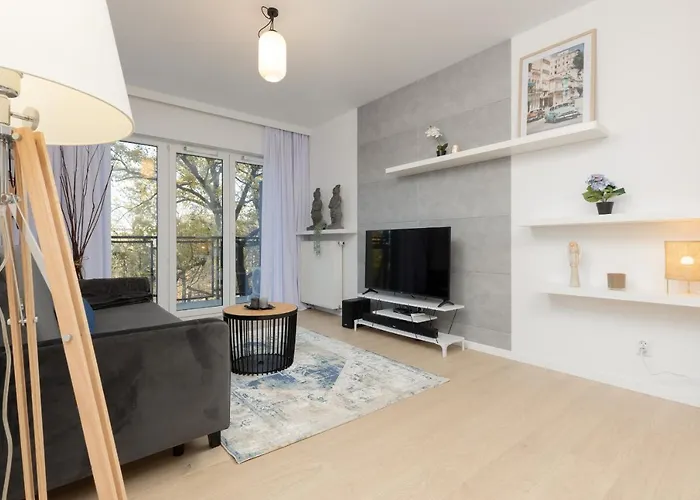 Modern Elegance With Parking & Ac, Next To Manufaktura By Renters Prestige * 罗兹