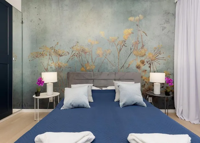 公寓 Modern Elegance With Parking & Ac, Next To Manufaktura By Renters Prestige