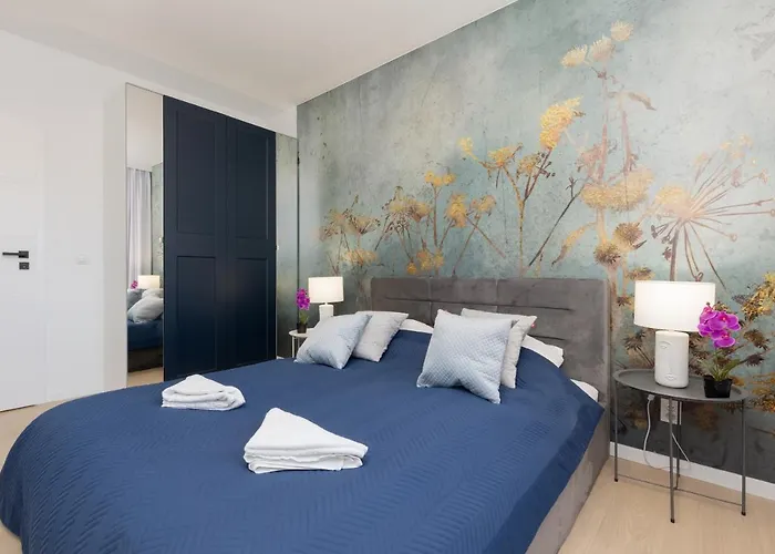 Modern Elegance With Parking & Ac, Next To Manufaktura By Renters Prestige *