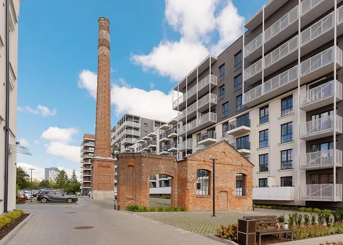 Modern Elegance With Parking & Ac, Next To Manufaktura By Renters Prestige Apartment *