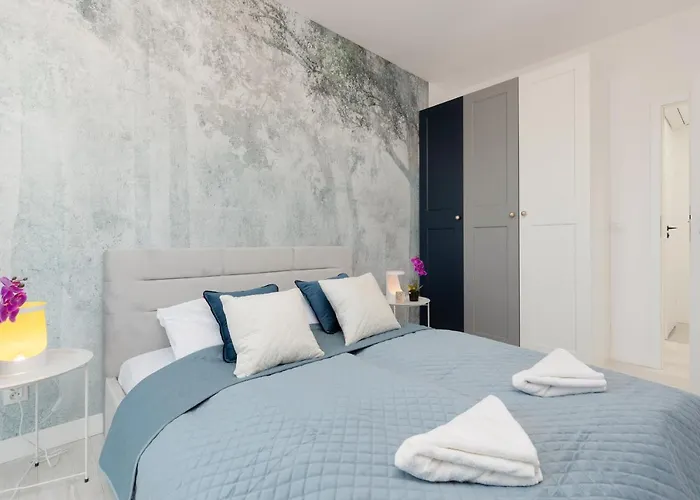 Modern Elegance With Parking & Ac, Next To Manufaktura By Renters Prestige 公寓 罗兹